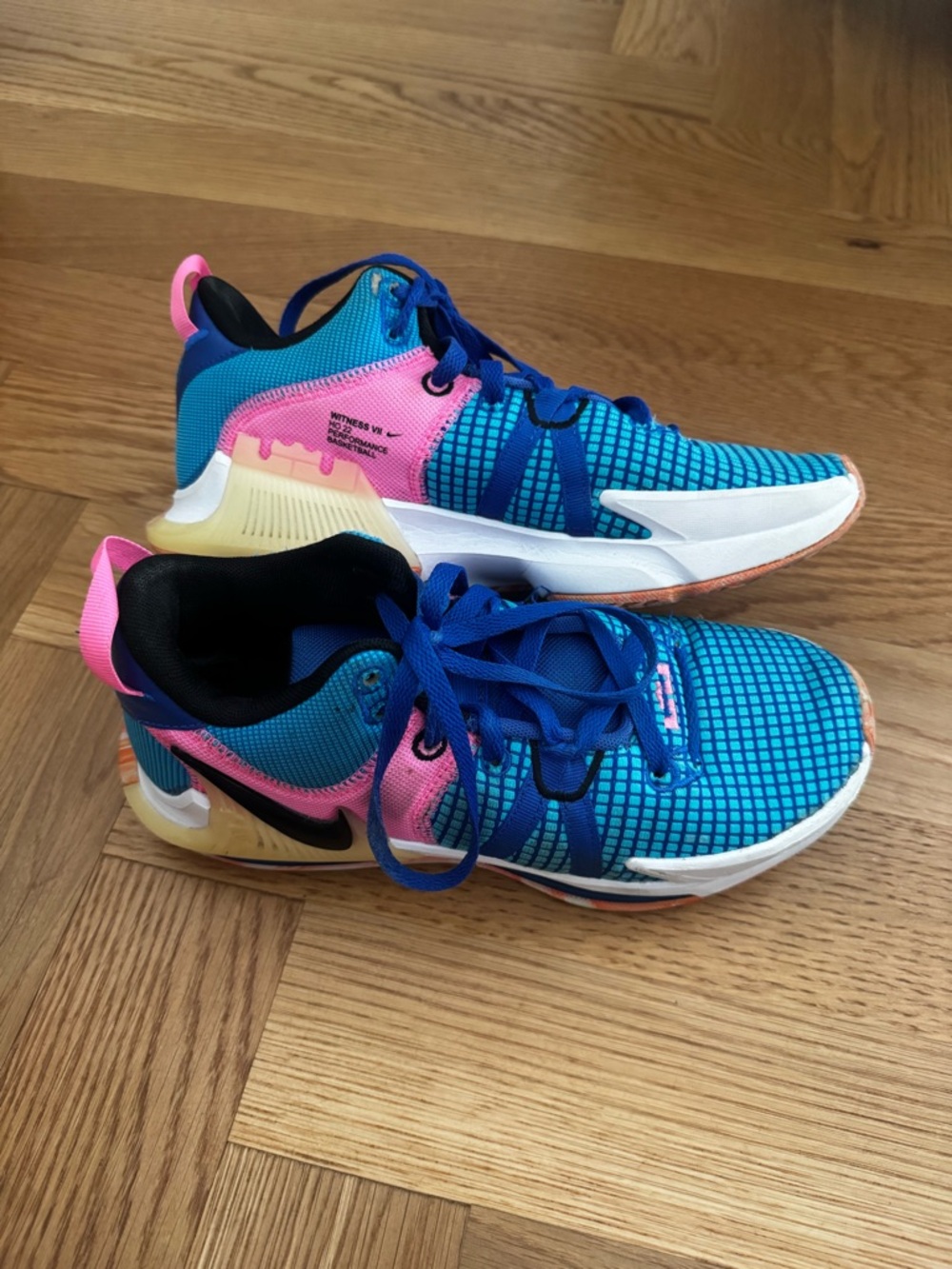 Nike LeBron Witness 7 Basketball Shoes Men's 7.5 Blue Pink Multi Air Max Sneaker